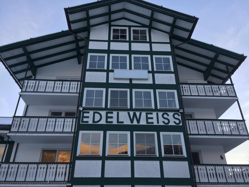 גוסאו Pension Edelweiss Appartement Wimmer מראה חיצוני תמונה